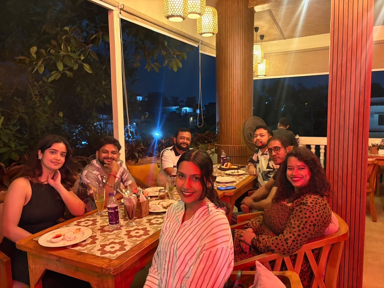 Mixtable Dinner, terrace night